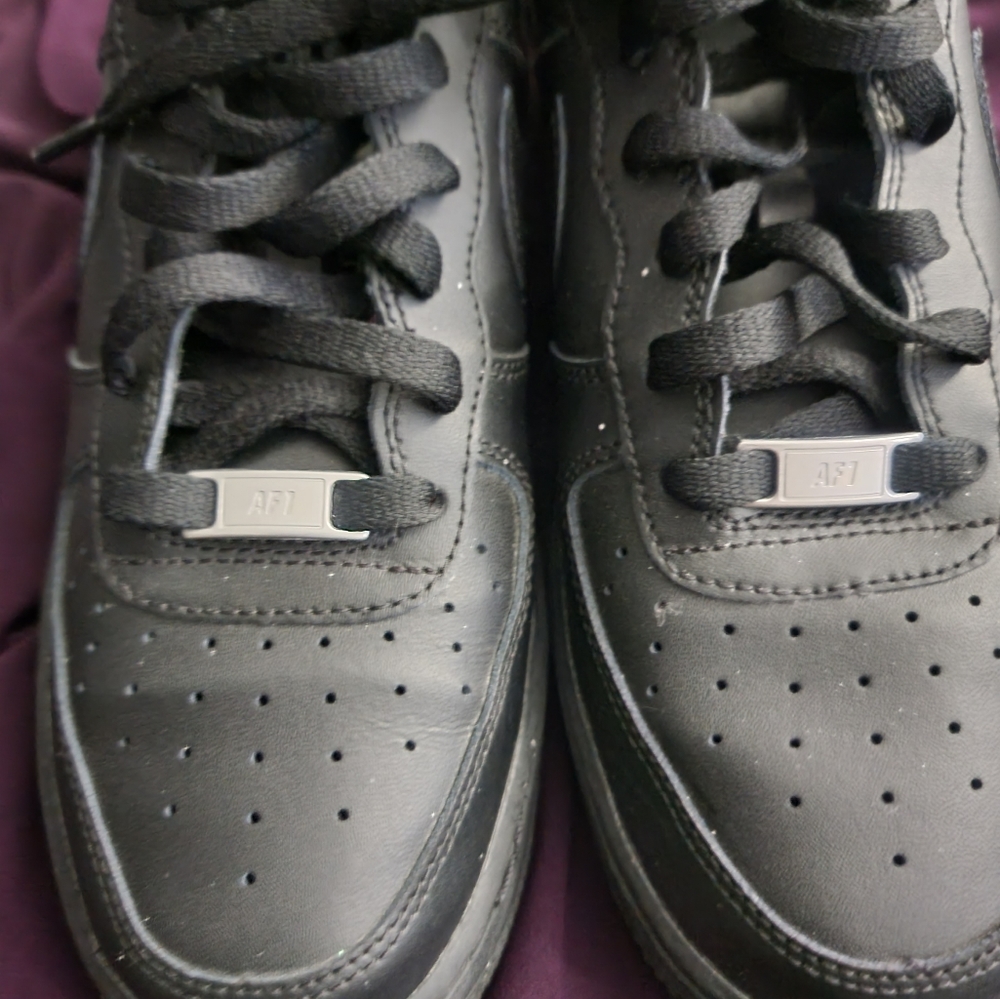 Genuine Nike Air Force 1 - Picture 4 of 7